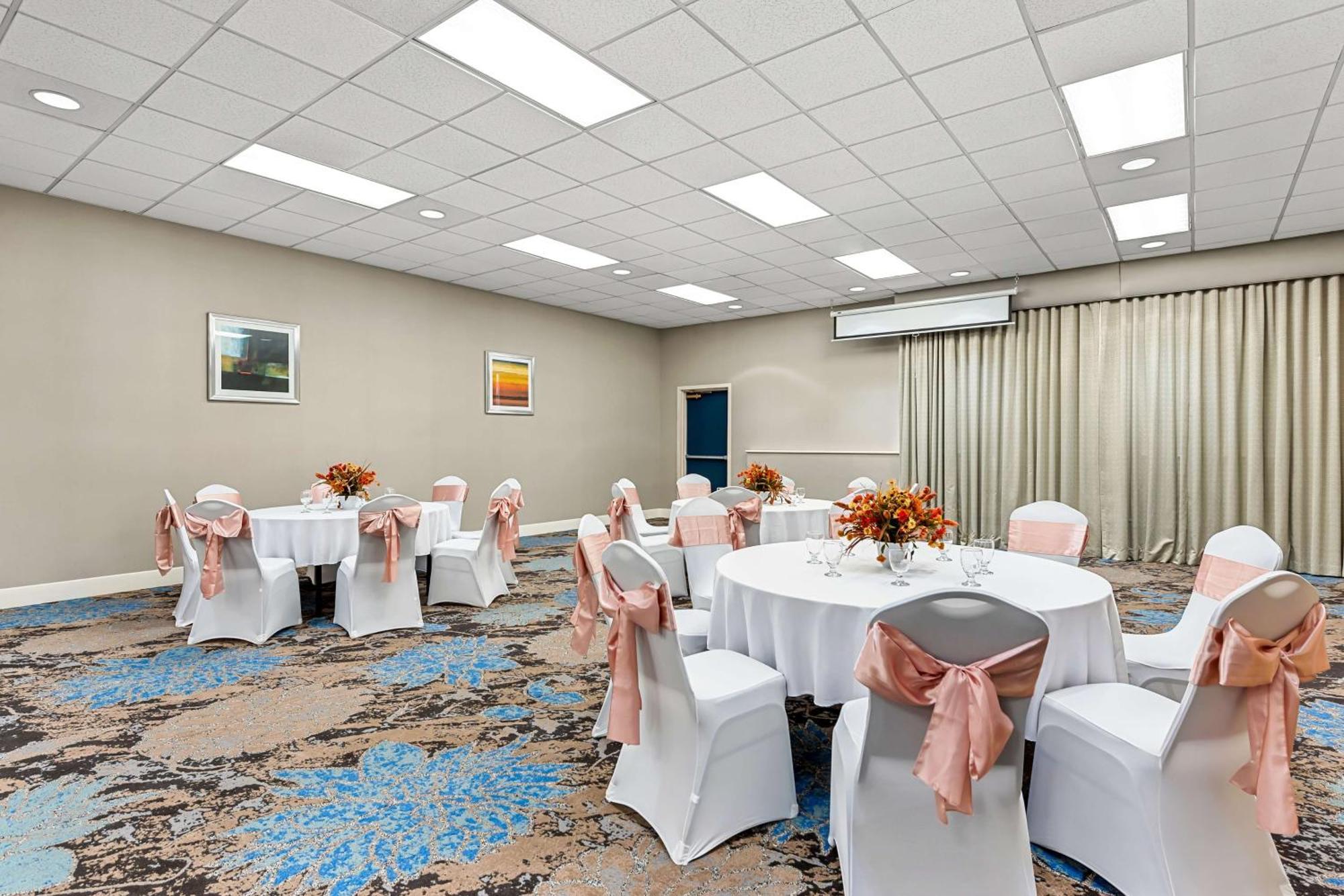 Best Western Cascadia Inn Everett Extérieur photo